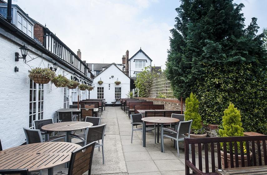 The Royal Hop Pole Wetherspoon Tewkesbury Exterior photo